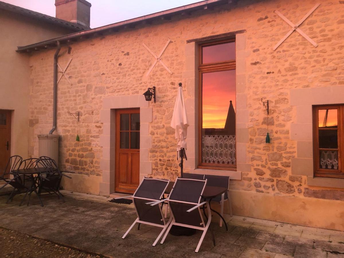 Loire Escapes Hotel Berrie ภายนอก รูปภาพ